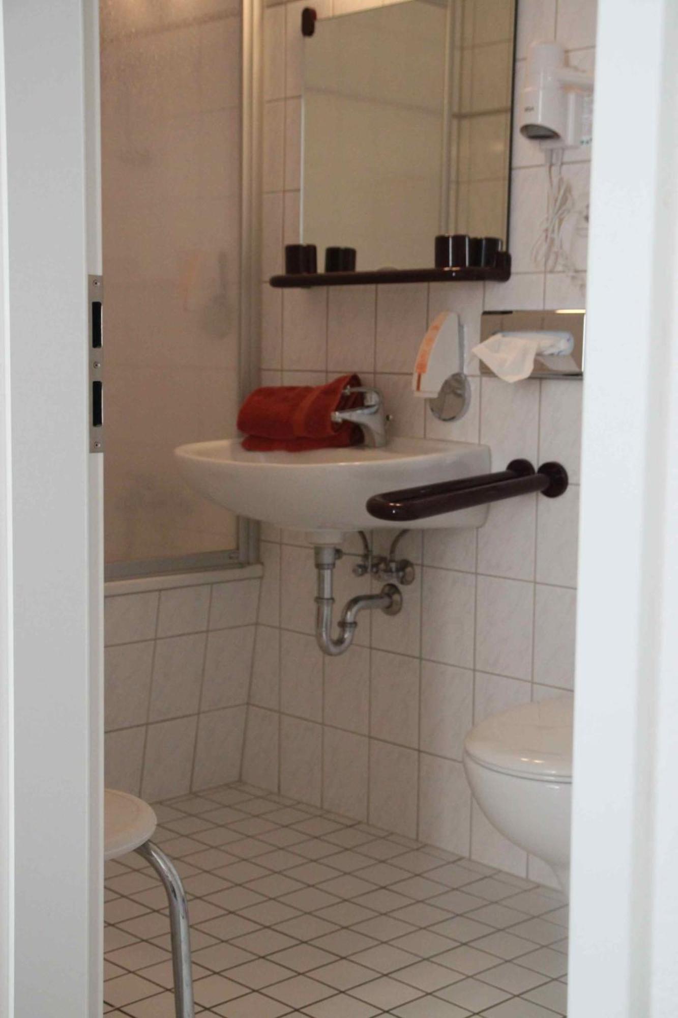 Stadt-Gut-Hotels - Das Kleine Hotel Weimar  Bagian luar foto