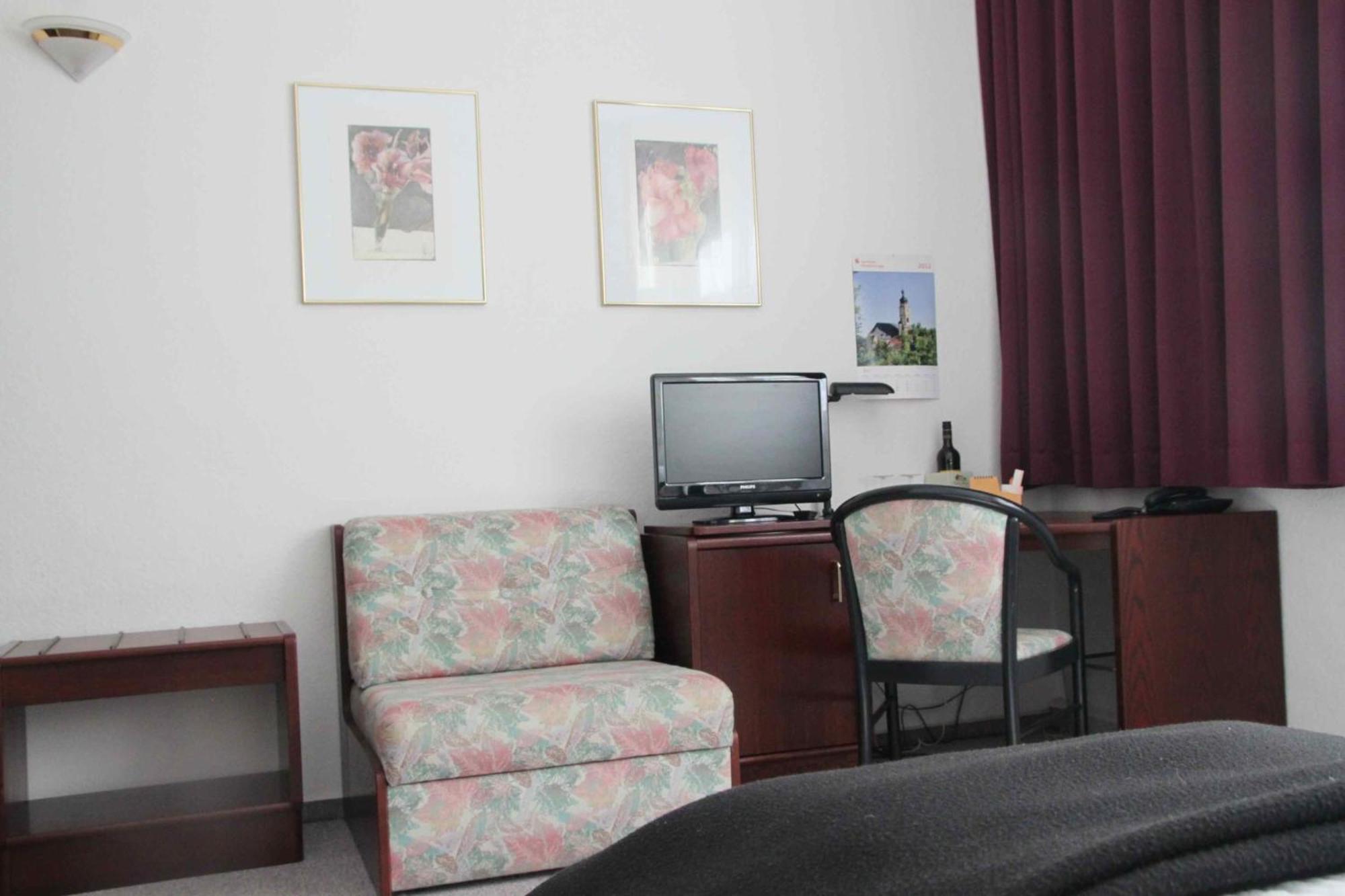 Stadt-Gut-Hotels - Das Kleine Hotel Weimar  Bagian luar foto
